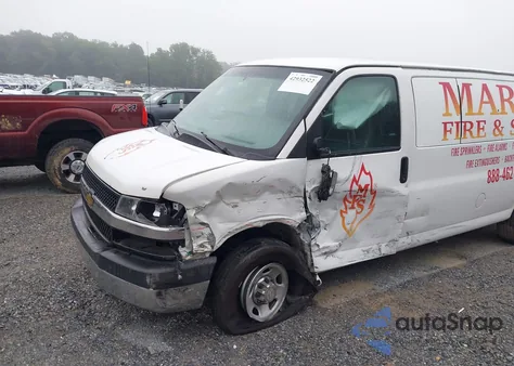2014 Chevrolet Express 3500 Ls z USA, uszkodzony, nr VIN 1GAZGZFG2E1211299
